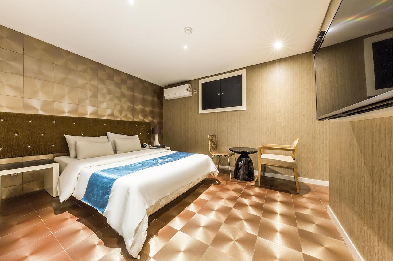 Cheonho Hotel The Blue Seoul Exteriör bild