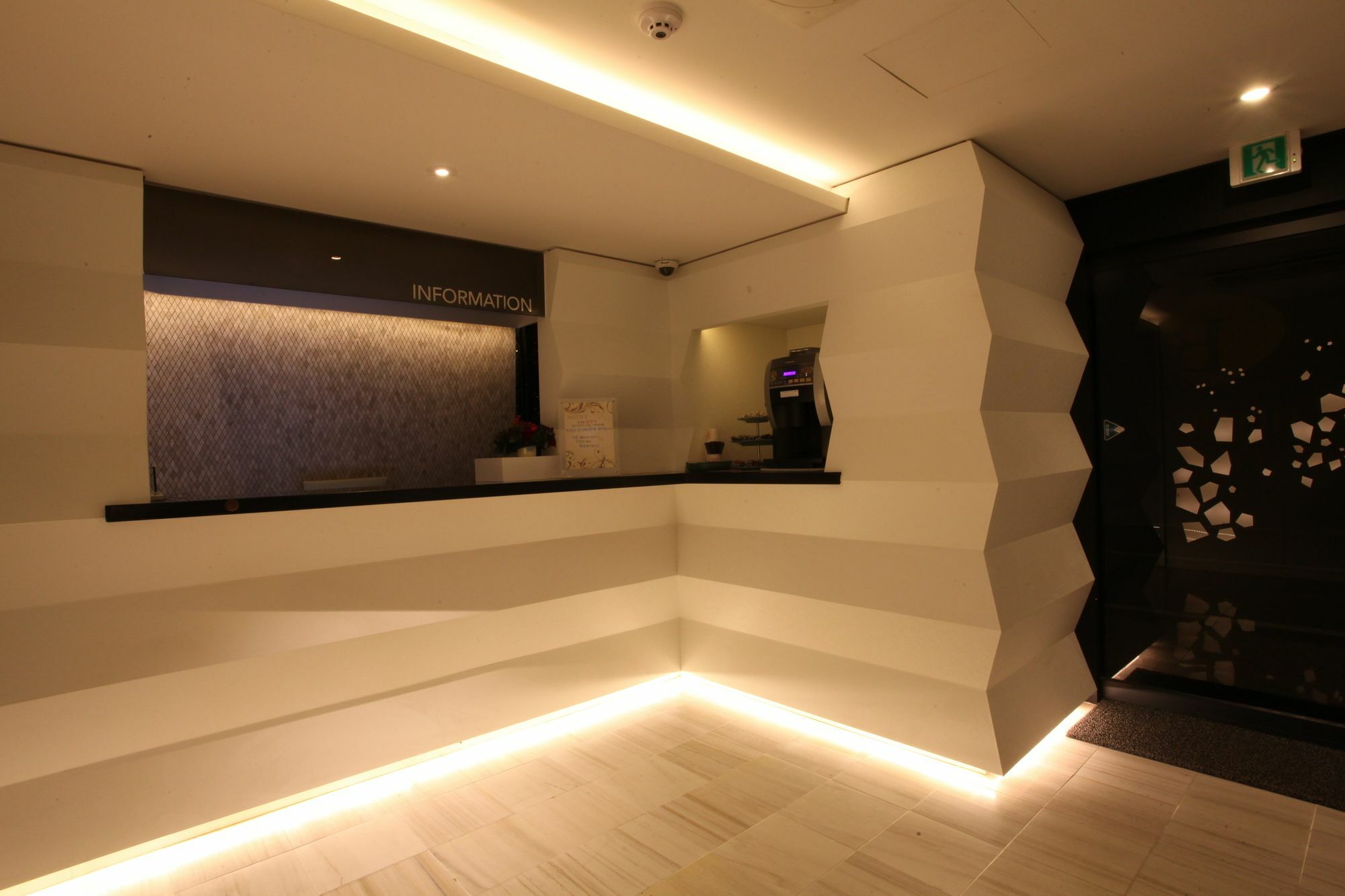 Cheonho Hotel The Blue Seoul Exteriör bild