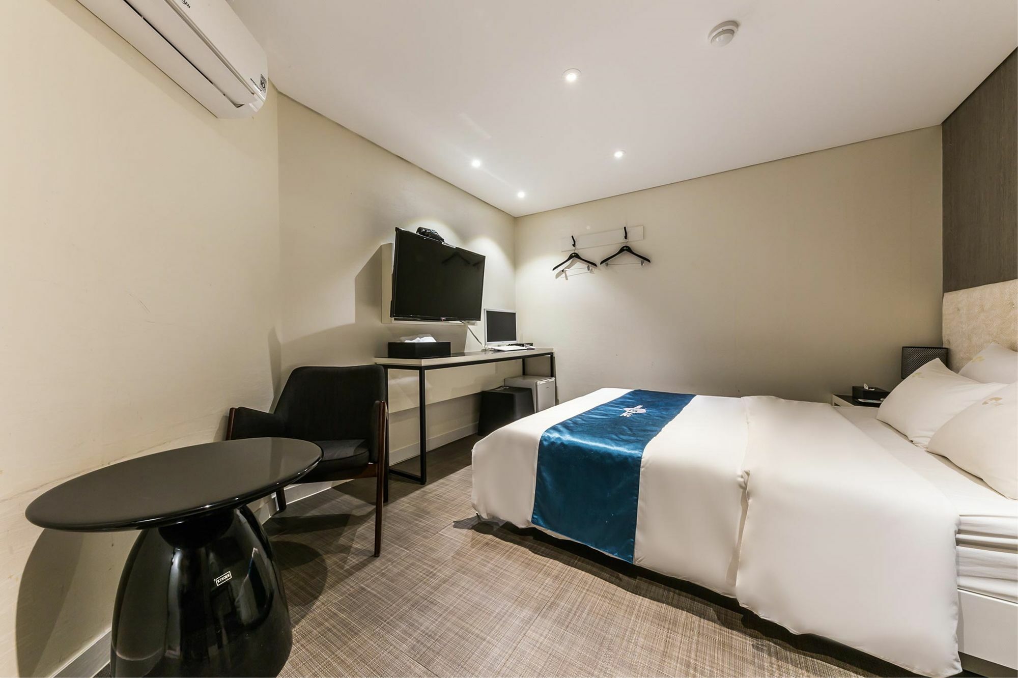 Cheonho Hotel The Blue Seoul Exteriör bild